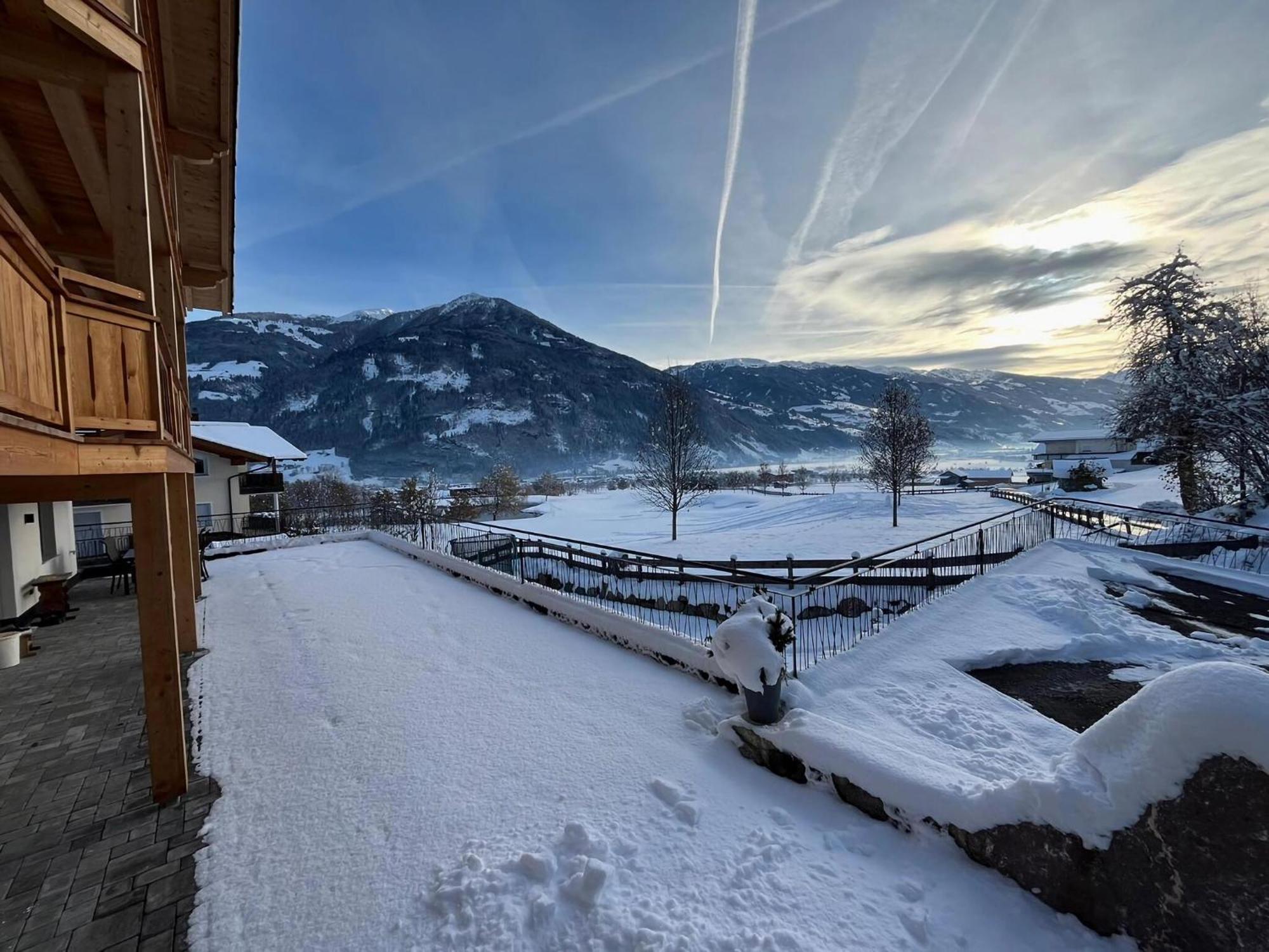 Thunhaus Apartments With Ski-Storage Uderns Exterior photo
