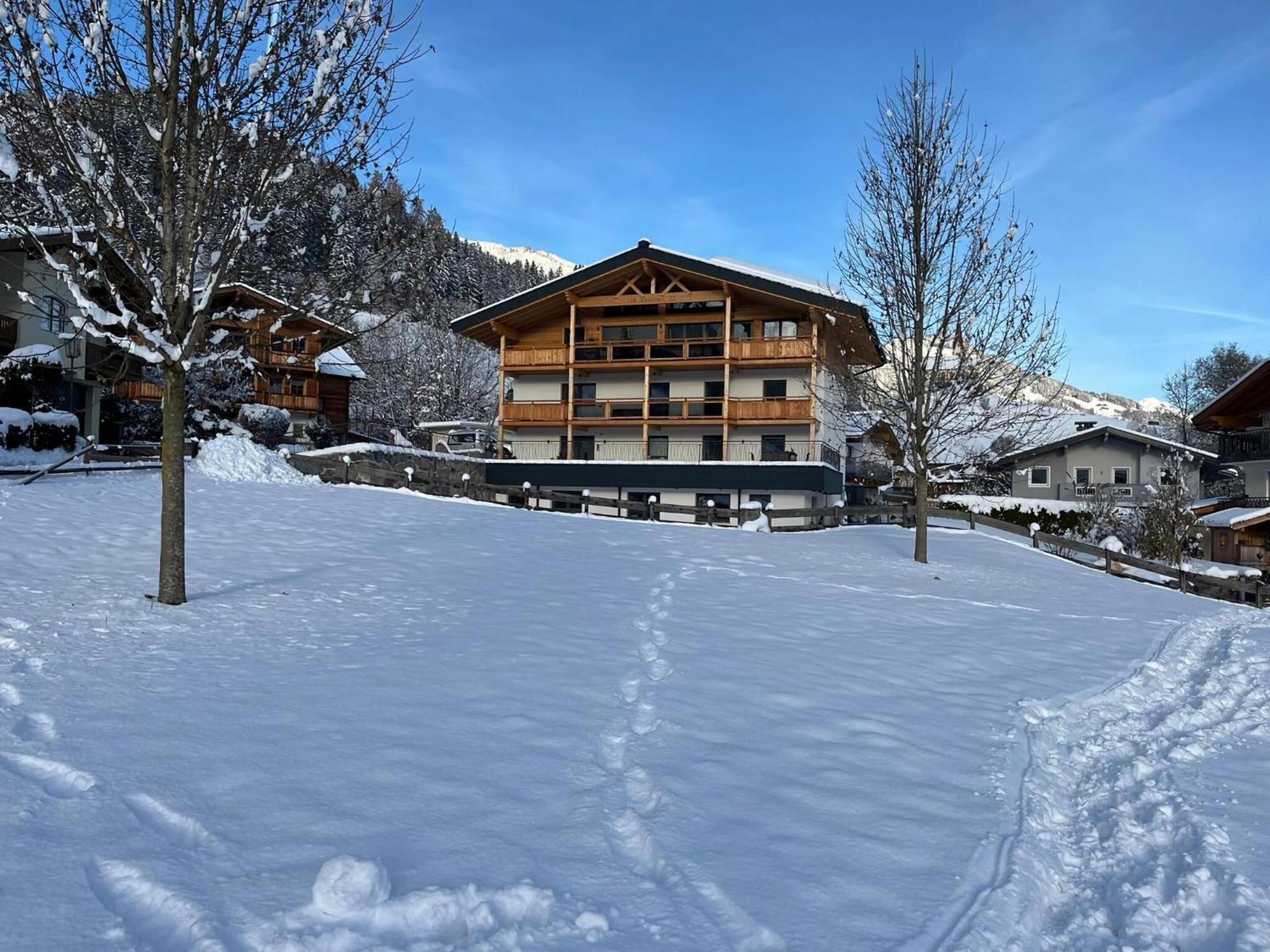 Thunhaus Apartments With Ski-Storage Uderns Exterior photo